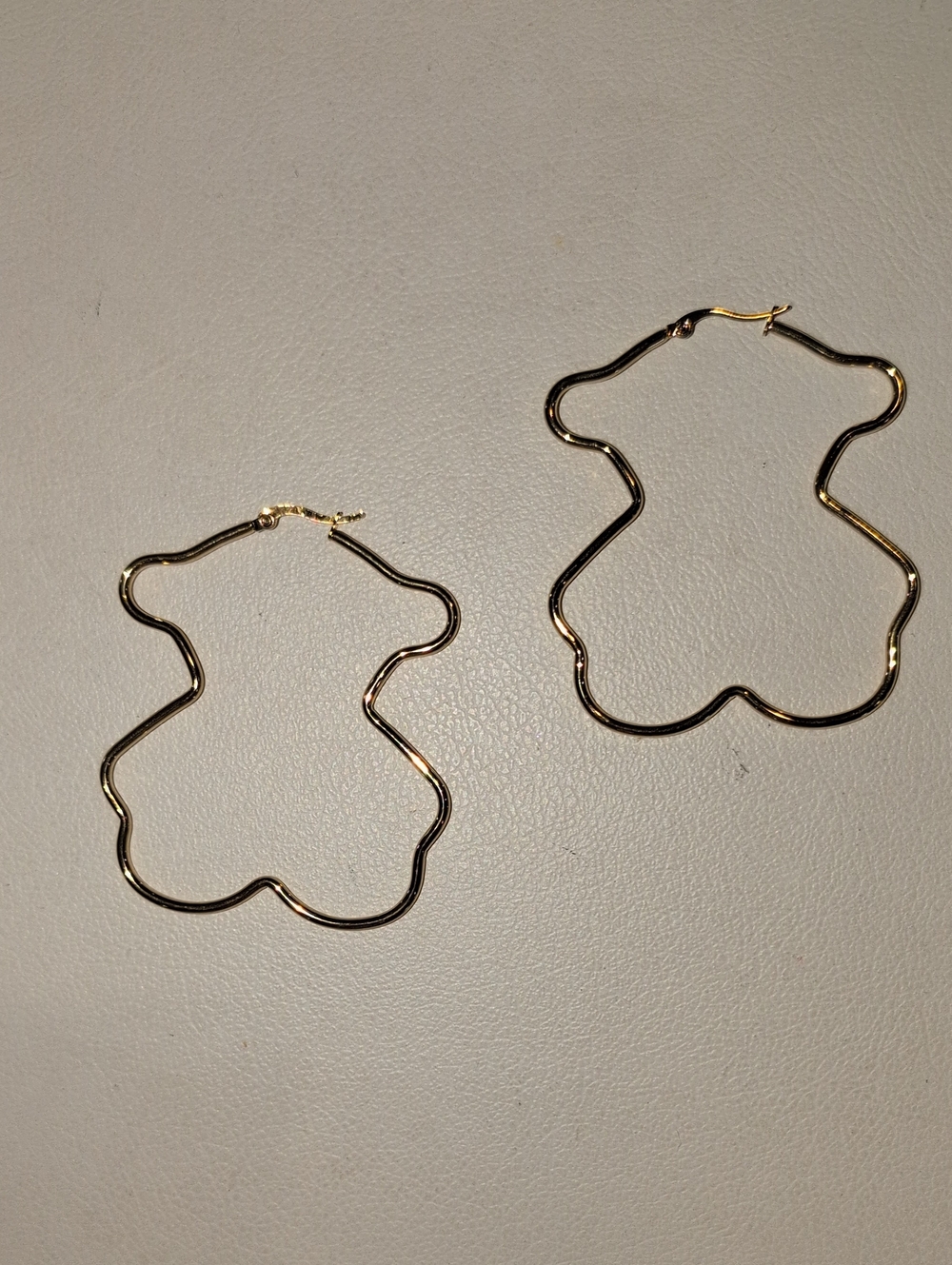 Gold Tone Wavy  Pierced Hoop Earrings